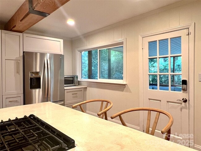 Building Photo - 3108 Barnhill Dr