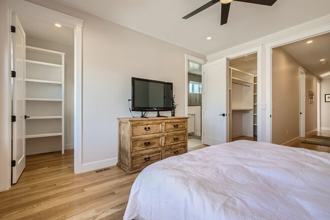 Building Photo - New Build 3 BDR Townhome in Highlands