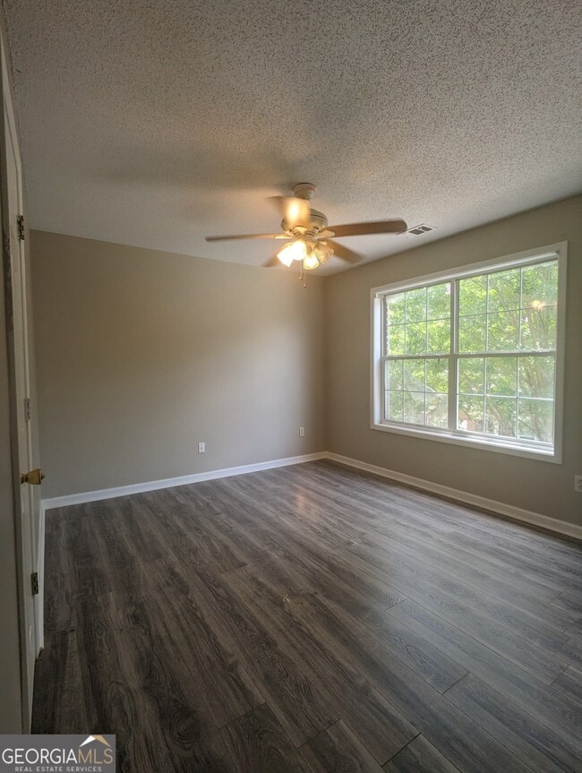 Building Photo - 6857 Mahonia Pl