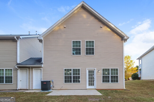 Building Photo - 503 Shadow Valley Ct