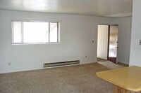 Building Photo - 2 bedroom in Billings MT 59101