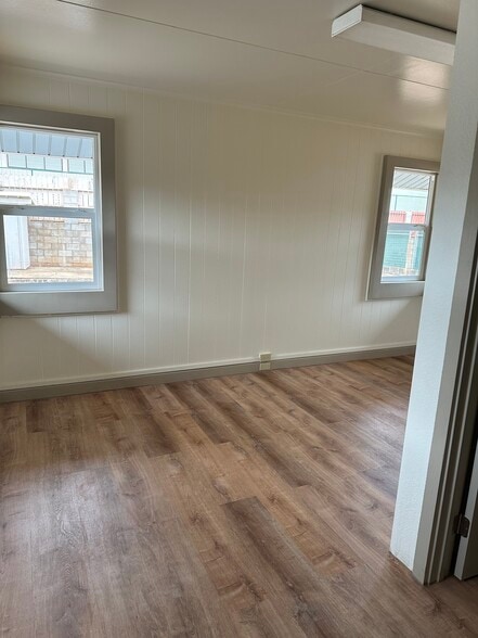 Building Photo - 233 Kanoa St