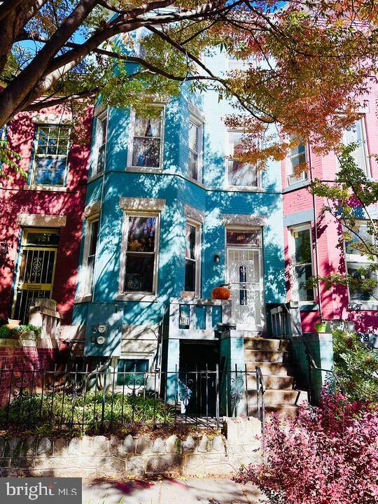 Primary Photo - 119 W St NW