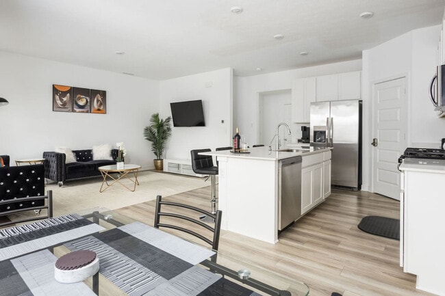 Building Photo - 17355 Wellburn Dr