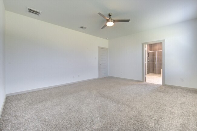 Building Photo - 3018 Schultz Manor Ln