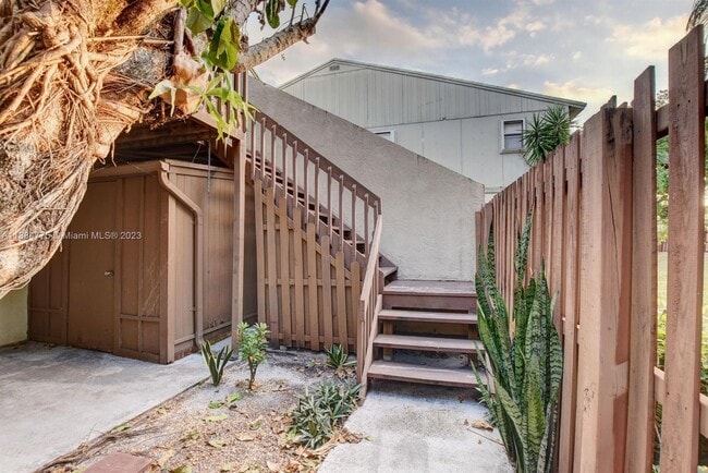 Building Photo - 28 Crossings Cir