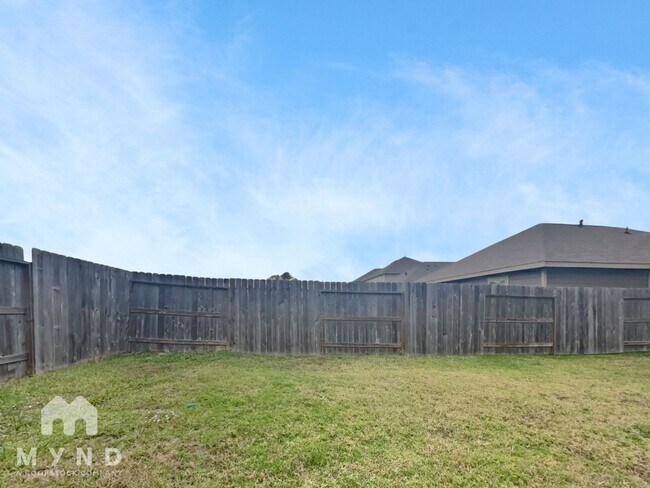 Building Photo - 5233 Elrington Vly Ln