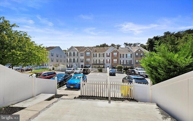 Building Photo - 1817 Triple Feather Rd