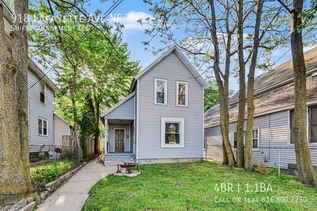 Building Photo - 918 Lafayette Ave NE