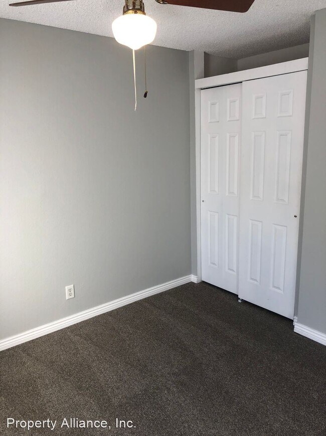 Building Photo - 2 br, 2 bath House - 479 Wright Street #201