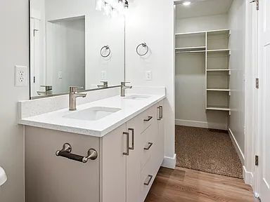 Building Photo - Charming Brand New Cedar City Townhouse: 2 Master bedrooms with ensuite bathrooms. Pet Friendly!