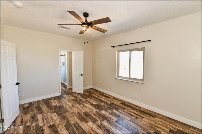 Building Photo - 3413 Tea Rose Pl