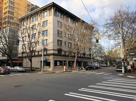 Building Photo - 2700 4th Ave