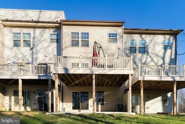 Building Photo - 7635 Telamon Wy