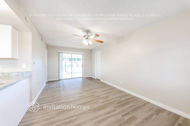 Building Photo - 1408 W Piute Ave