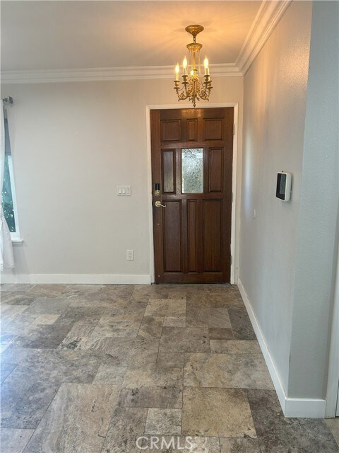 Building Photo - 808 Orchard Dr