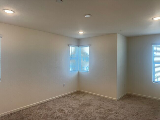 Building Photo - 2040 N Brindac Ln