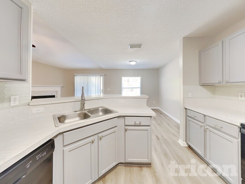 Building Photo - 1560 Backwater Drive