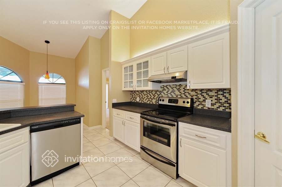 Building Photo - 22629 Willow Lakes Dr