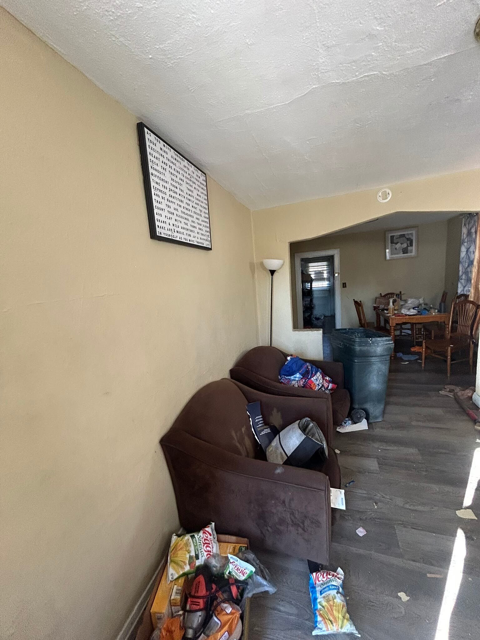 Building Photo - 4025 Beachwood Ave