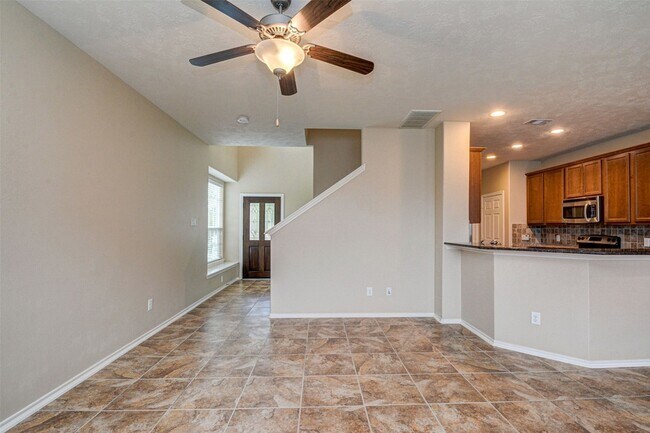 Building Photo - 23 Fairlee Ct