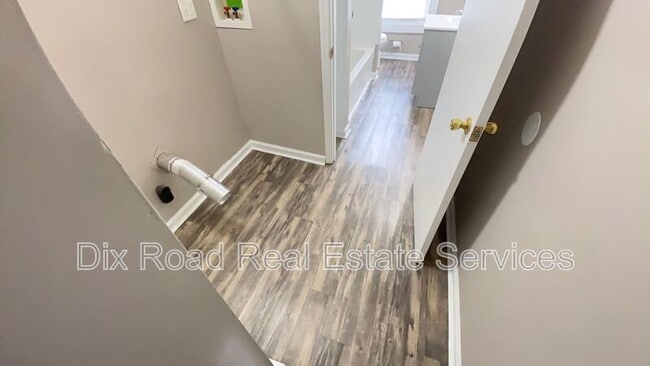 Building Photo - 333 Arlington Ave