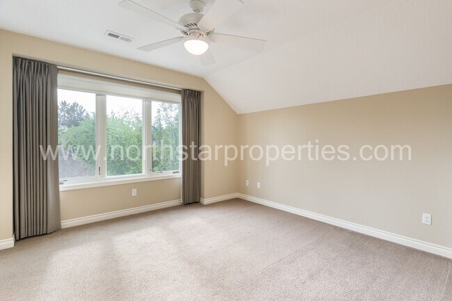 Building Photo - 16754 Quail Ct