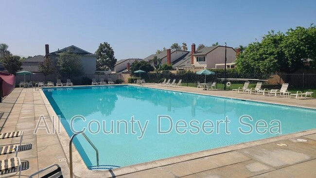 Building Photo - 6691 Moselle Cir