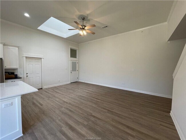 Building Photo - Brand New Townhome for Lease Available 12/18/2025