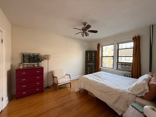 Building Photo - 145 Englewood Ave