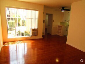 Building Photo - 1756 N Gramercy Pl