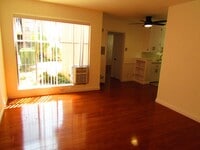 Building Photo - 1756 N Gramercy Pl