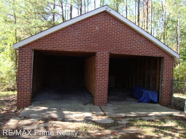 Building Photo - 2 br, 2 bath House - 636 Double Churches Road