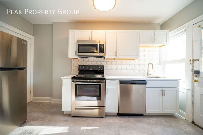 Building Photo - 87 Wilber Ave