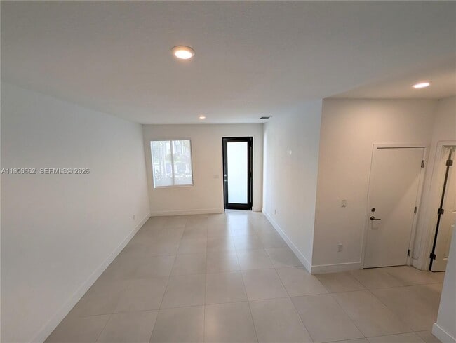 Building Photo - 13644 SW 157th Ct