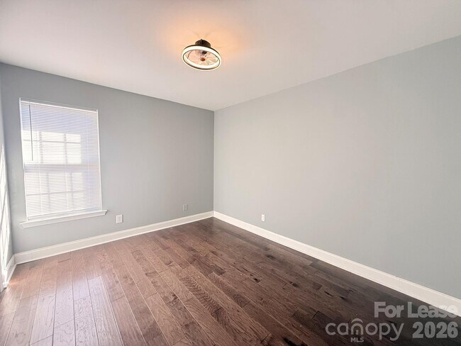 Building Photo - 4014 Racoon Ct