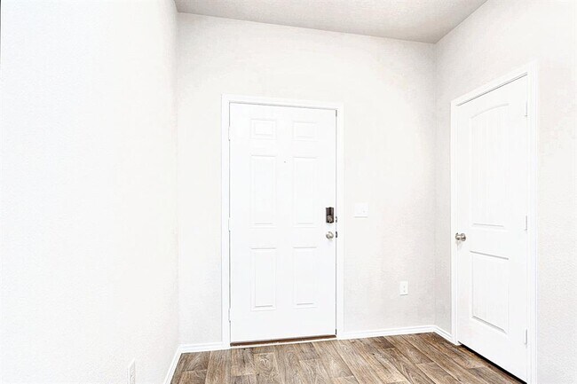 Building Photo - 5901 Xene Dr