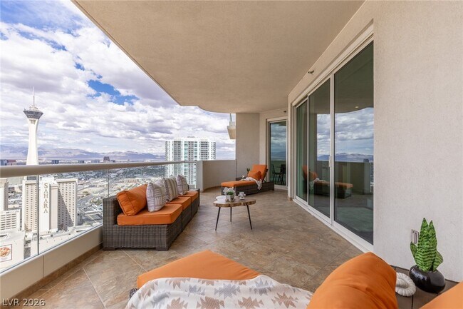 Building Photo - 2777 Paradise Rd