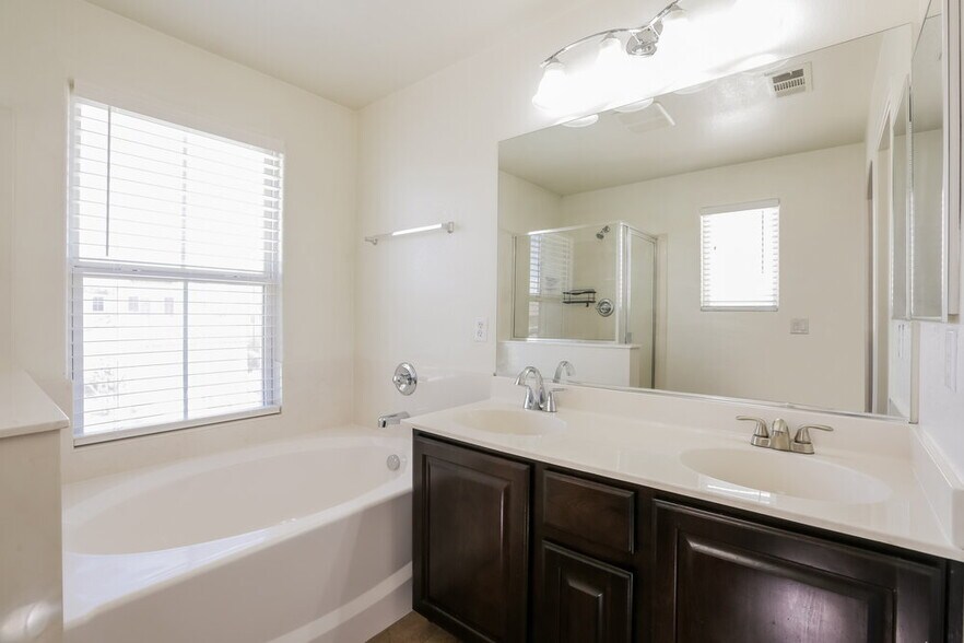 Building Photo - 5973 Alington Bend Dr