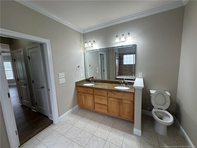 Building Photo - 2912 Eaglecrest Ln