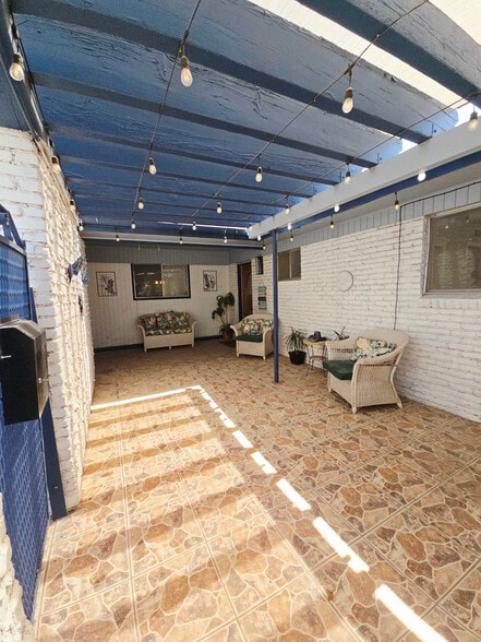 Building Photo - 204 Stratus Rd