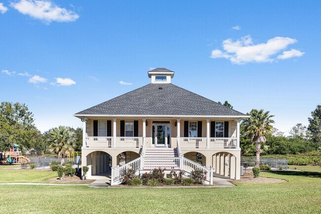 Building Photo - Richmond Place Subdivision