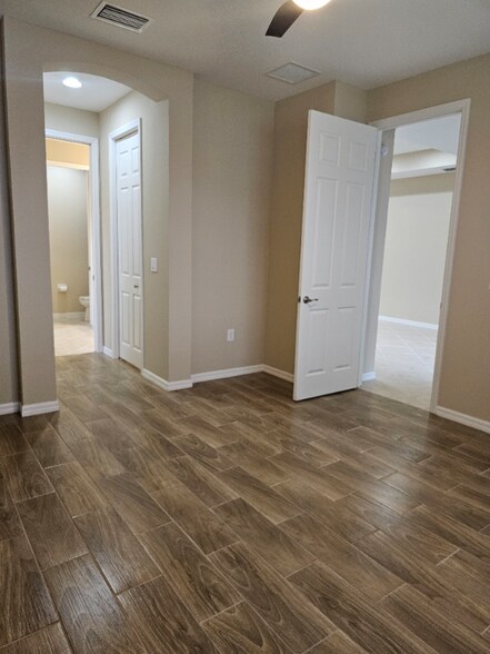 Building Photo - 3587 Bridgewell Ct