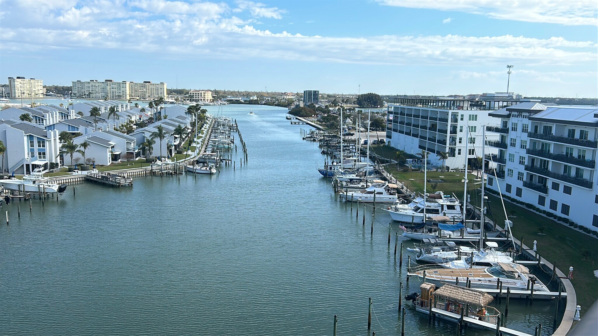 Building Photo - 13100 Boca Ciega Ave