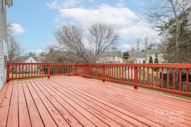 Building Photo - 8702 Wood Sorrel Ct
