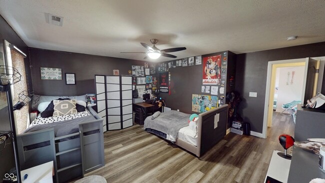 Building Photo - 6323 Burgin Dr