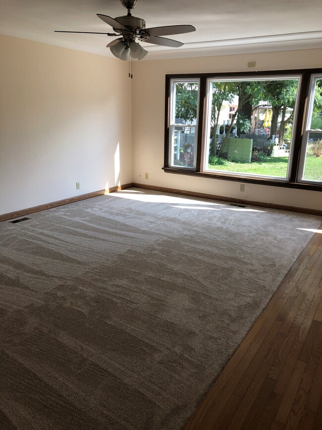 615 St 615 St Carlinville IL 62626 Apartment Finder