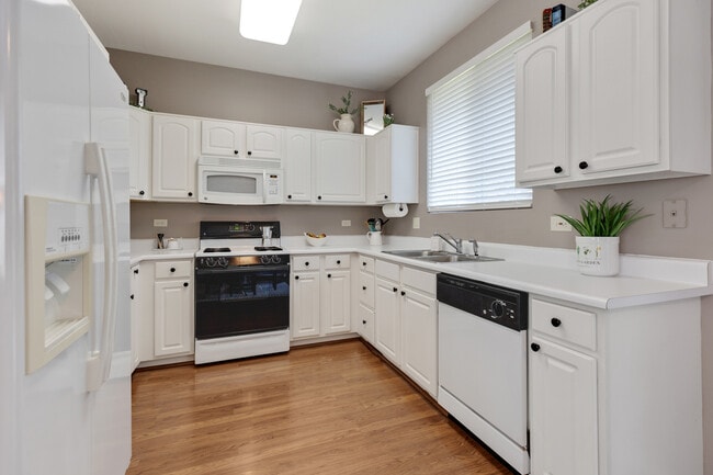 Building Photo - 13149 Shirley Ln