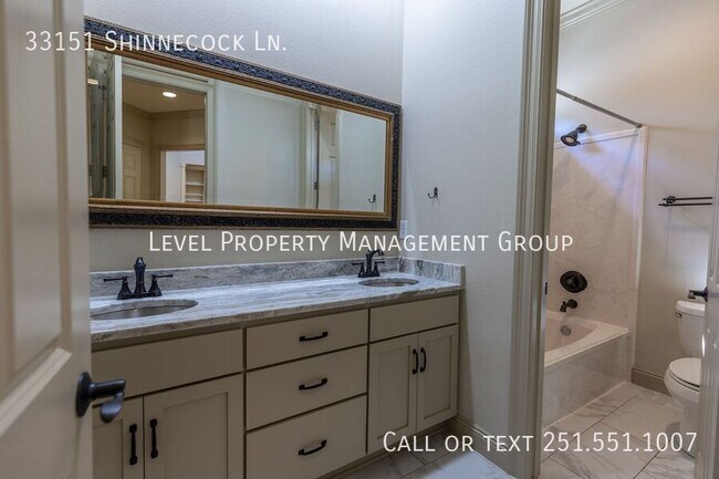 Building Photo - 33151 Shinnecock Ln