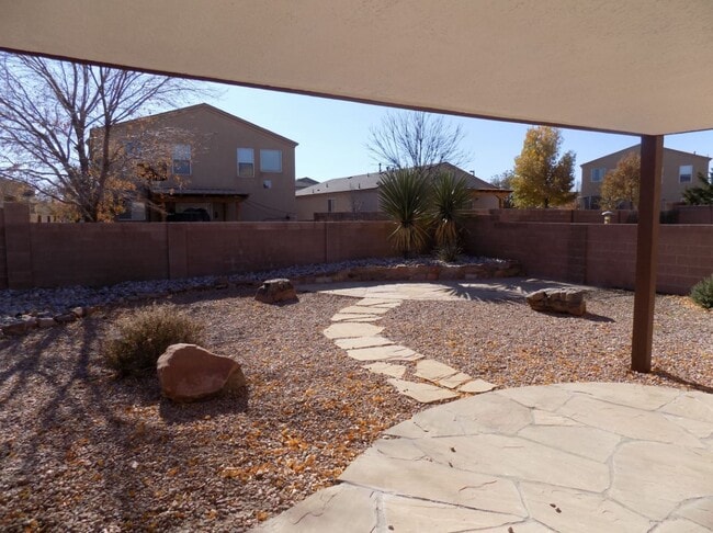 Building Photo - Beautiful 3 Bedroom 2 Bathroom Home Located in Ventana Ranch!!